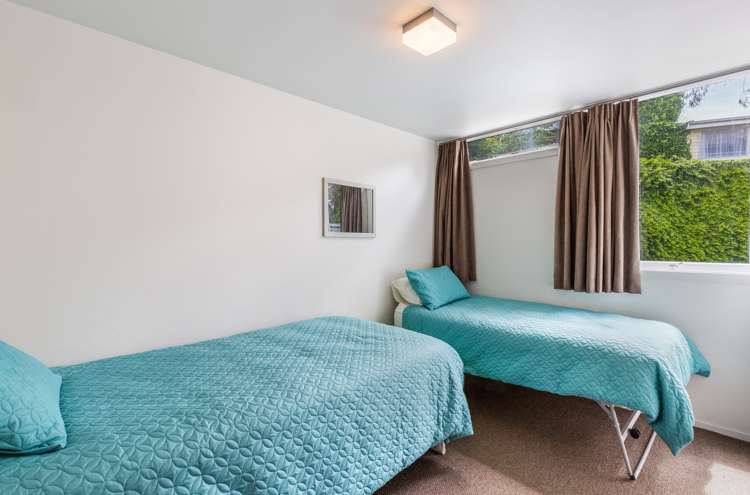 1/300 Lake Terrace Taupo_12