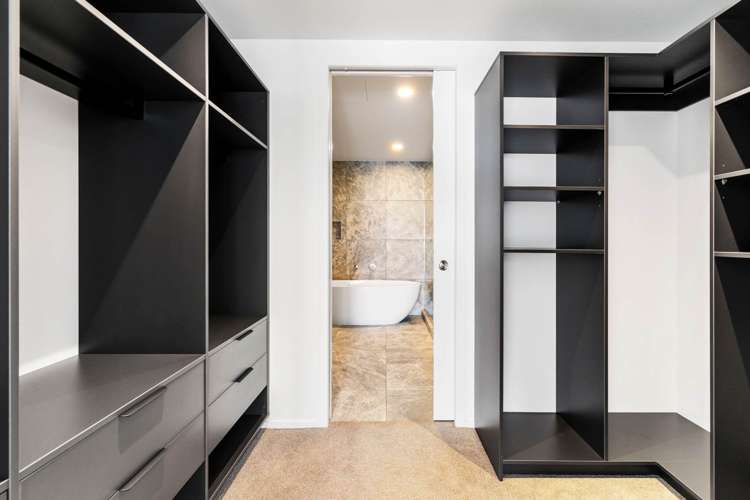 Meadowbank Road Meadowbank_11