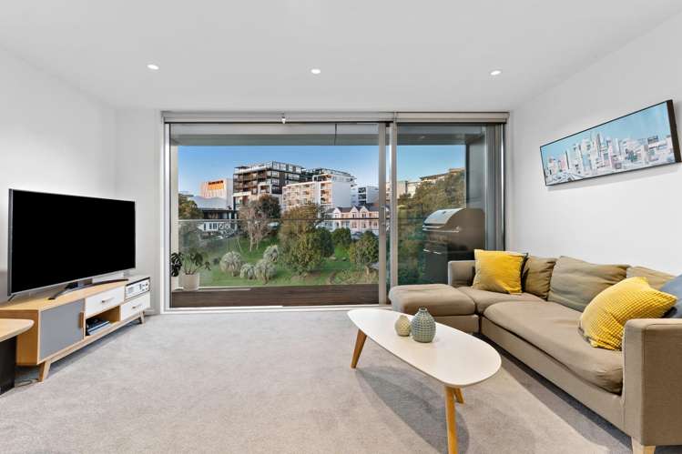 411/15 Rendall Place Eden Terrace_13