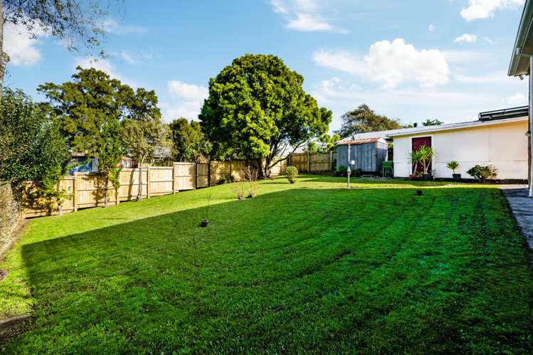 30 Weybridge Crescent Glen Innes_13