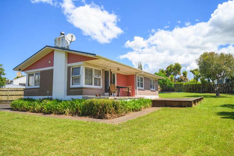 5 Eden Place Pukekohe_3