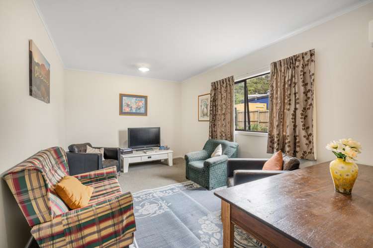 305 Main Road Tairua_16