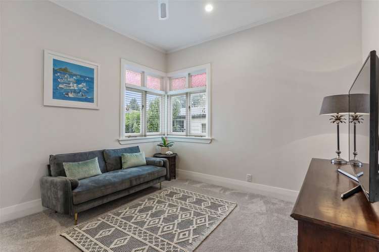 8a Queensway Three Kings_10