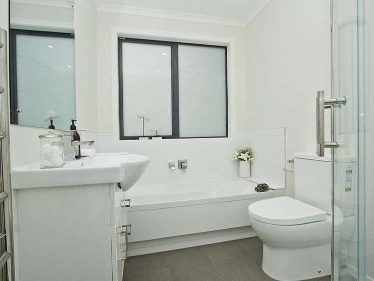 23 Fraser Colman Grove Wainuiomata_11