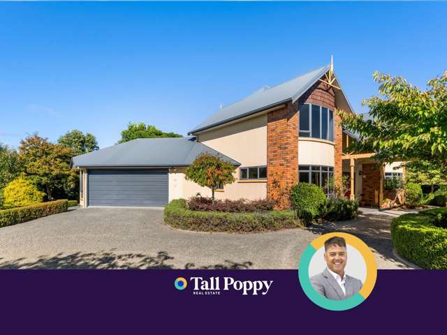 Family Haven with Dual Living & Landscape Grounds!
