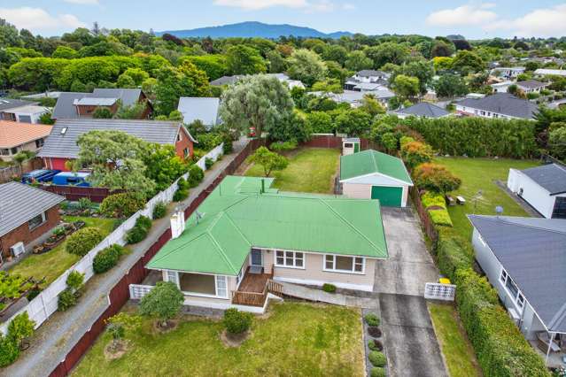 1st Class Site - Elite Waikanae Crescent