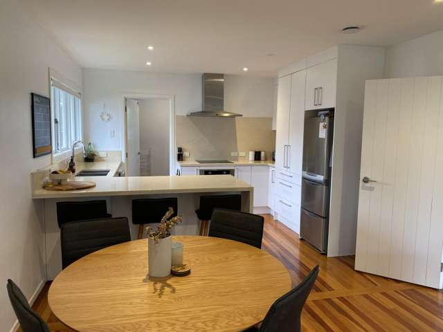 44 Flanshaw Road Te Atatu South_2