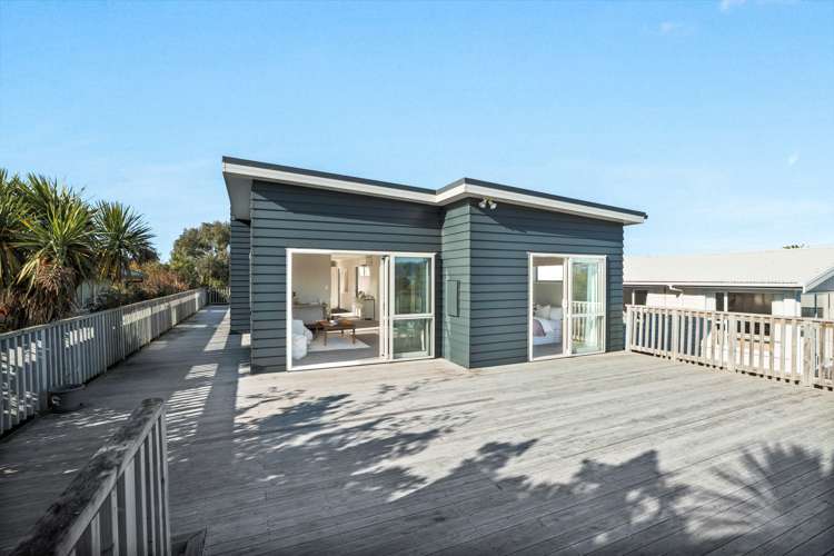 387 Estuary Road South New Brighton_14