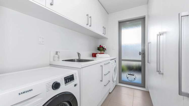 21 Constellation Avenue Beachlands_51