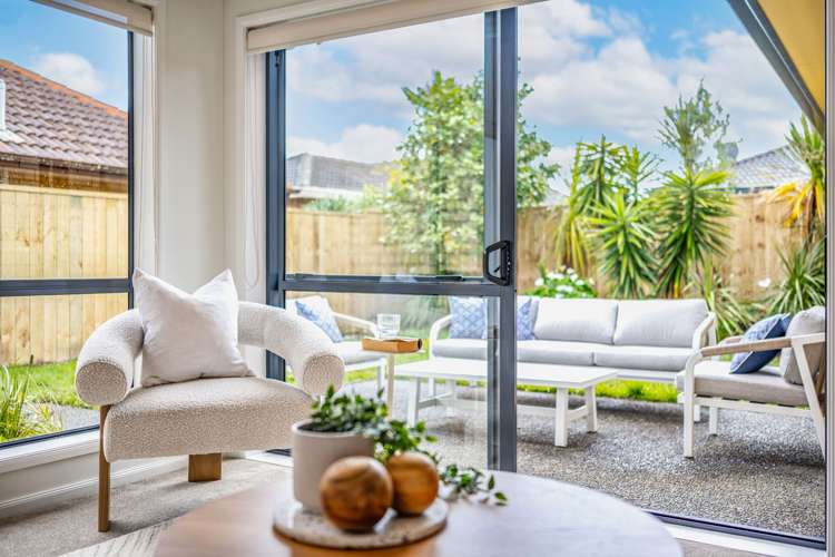 8 Ballybay Road East Tamaki_7