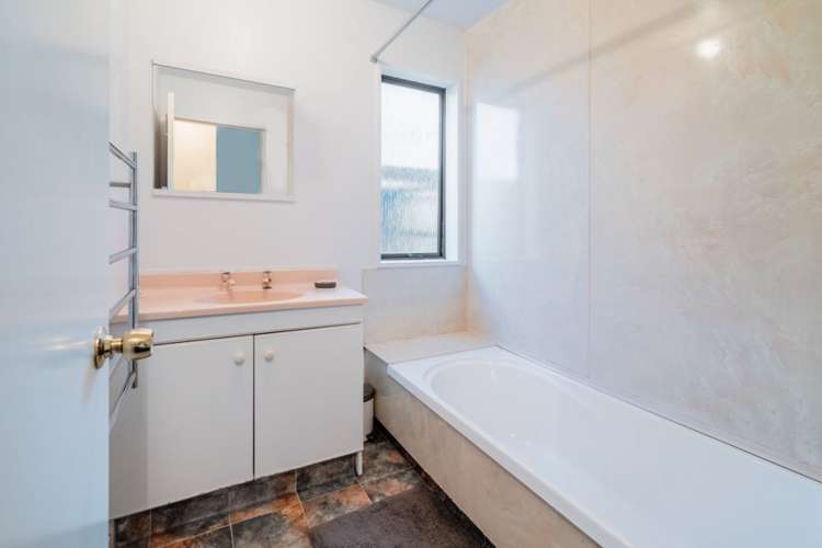 1/137 Gilberthorpes Road Hei Hei_12