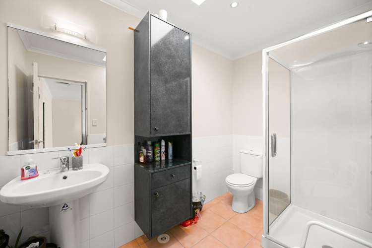 4/11a Ruakiwi Road 500063_6