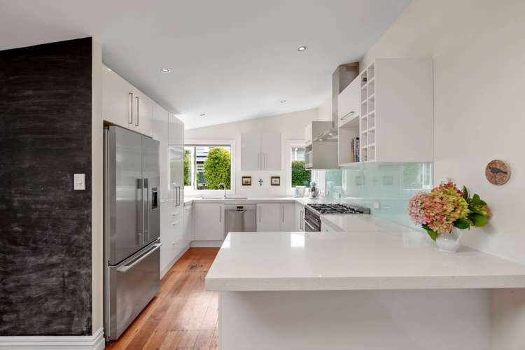 3 Russell Street Devonport_8