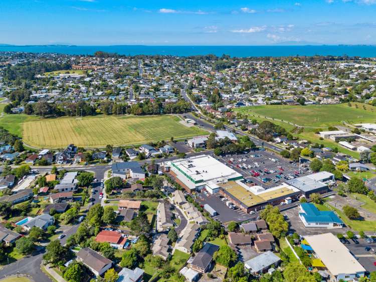 12 Cockayne Crescent Sunnynook_13