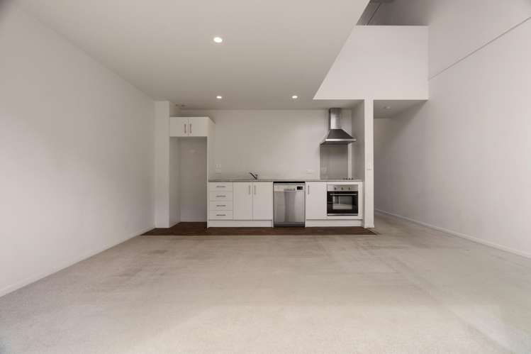 40/17 Owens Place_3