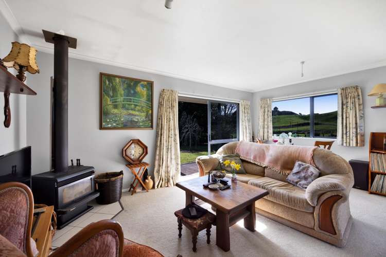 2445 Tarata Road Tarata_5