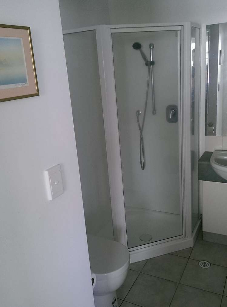 6e/2 Whitaker Place Grafton_5