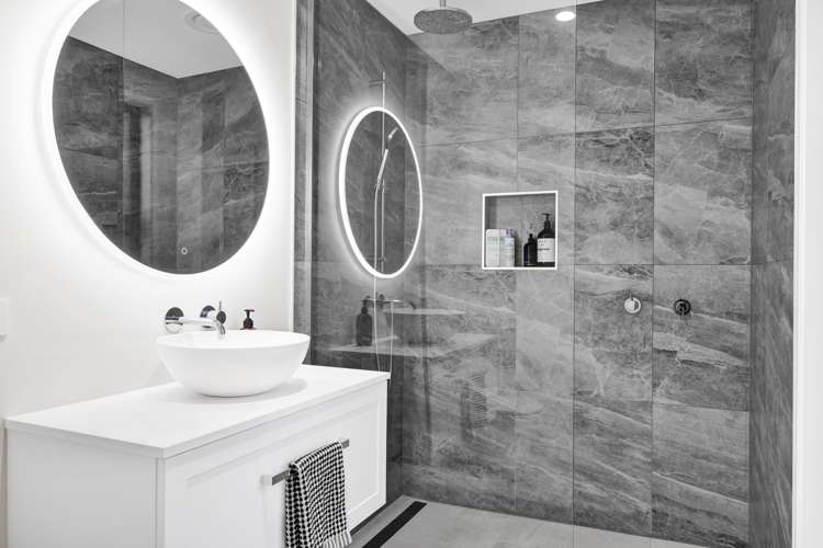 7 Mackillop Way Brooklands_17