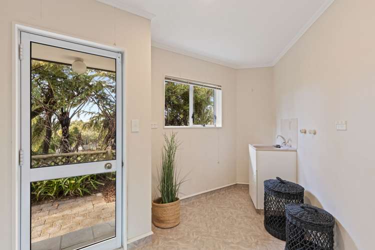 14a Boulevard Drive Merrilands_24