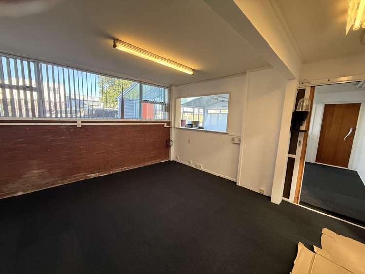76 Delta Avenue New Lynn_6