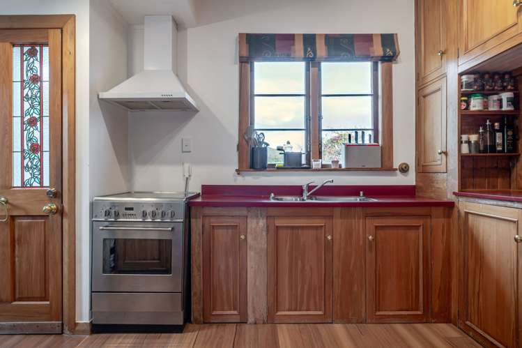 27 Havill Street Takaro_11