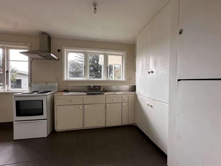 105 Russell Road Manurewa_5