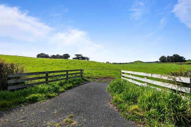 OUTSTANDING GRAZING MINUTES FROM THE CITY