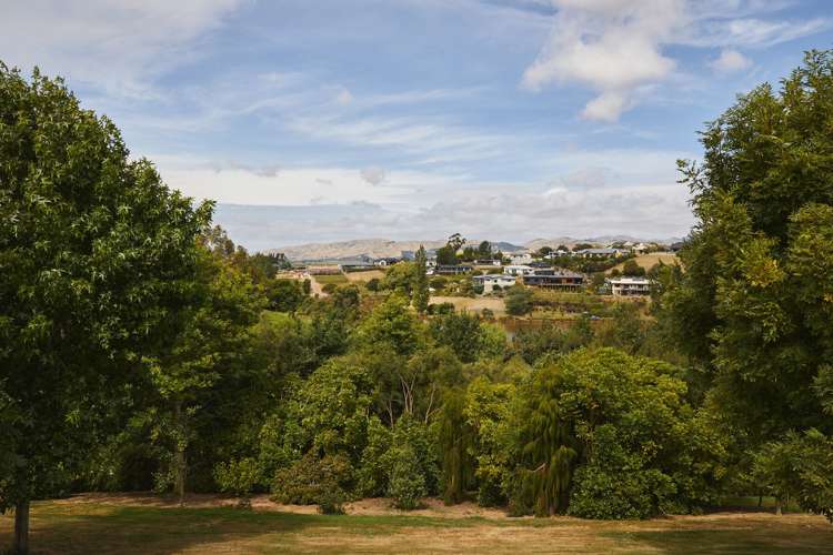 53 Fairbourne Drive Fairhall_14