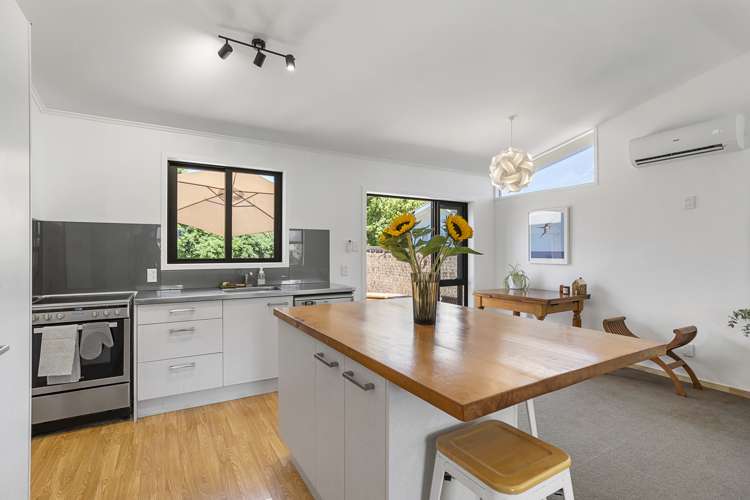 10 Inver Street Glen Eden_11