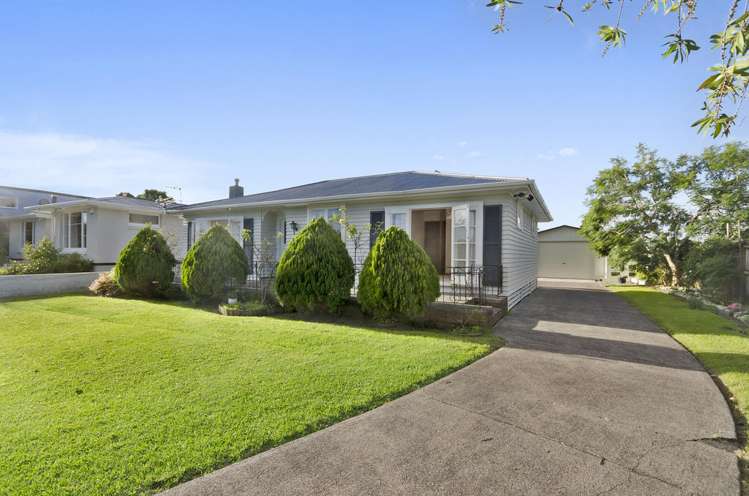 97 Taikata Road Te Atatu Peninsula_1