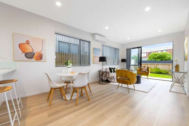 2/39 Lyndhurst Street Te Atatu South_1