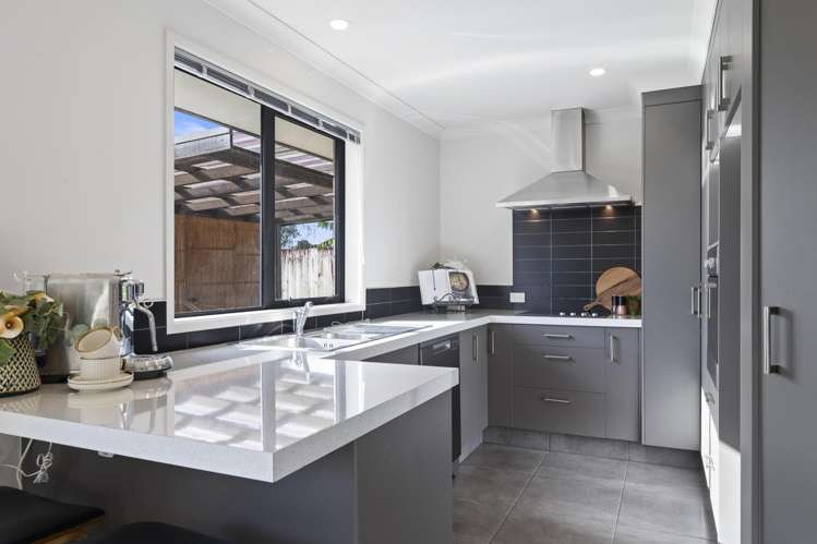 3A Booth Crescent_1