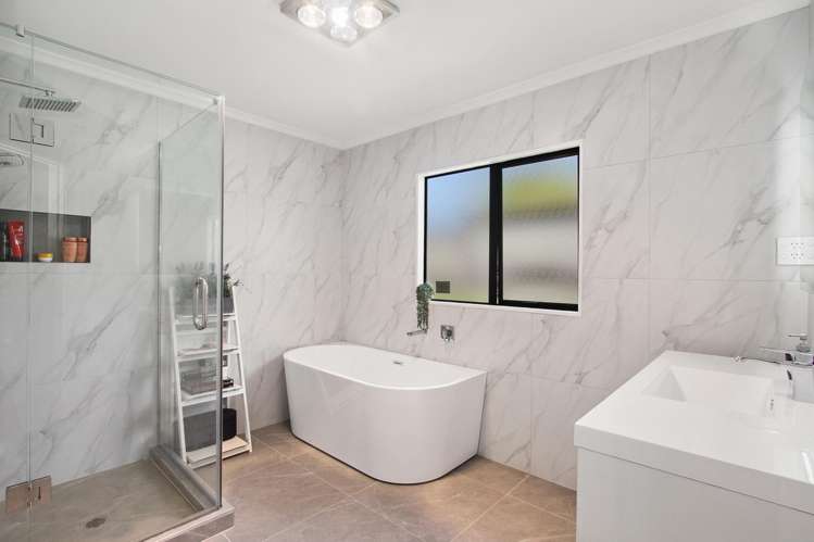 28 Reybert Place Massey_16