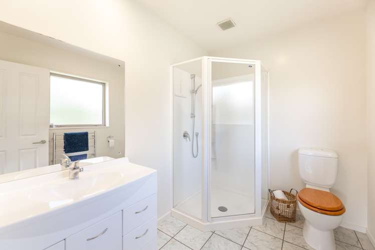 2/186 Knights Road Rolleston_8