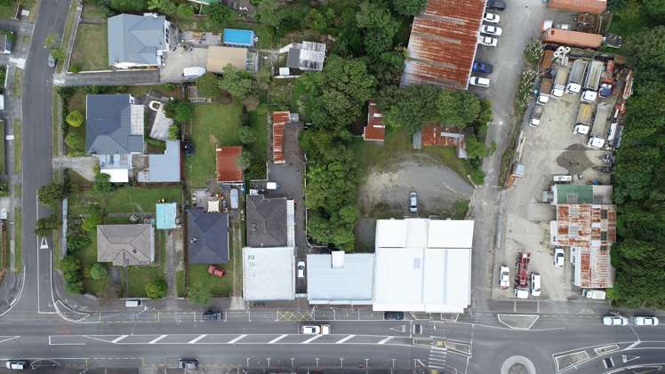122,130,134-136 Main Road Wainuiomata_5