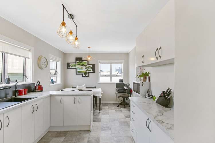 3 Youngs Road Papakura_7