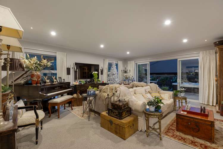 44 Sunningdale Drive Stoke_10