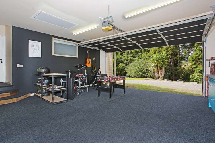 233 Kitchener Road Waiuku_24