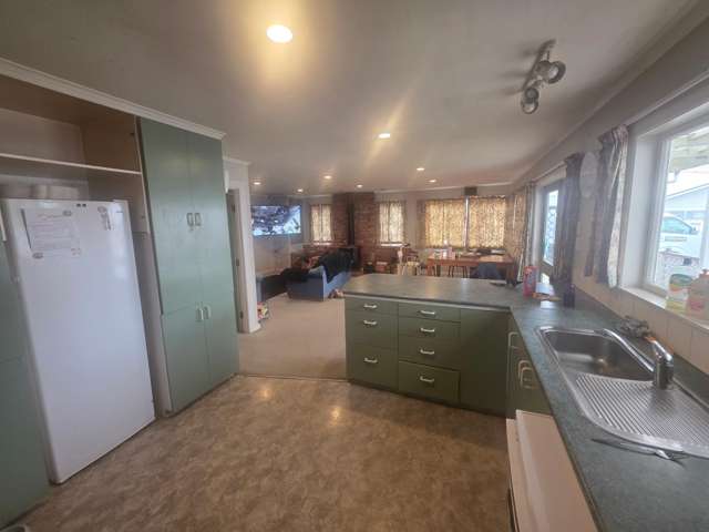 16 Burns Street Dannevirke_3