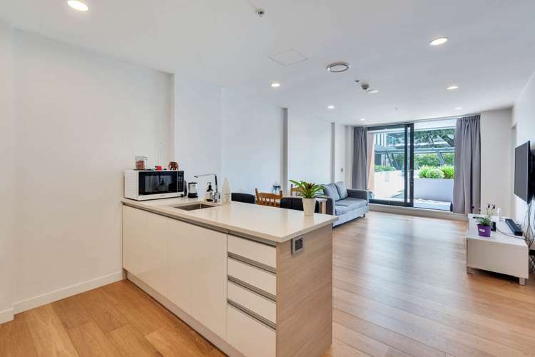G3/10 Lion Place_0