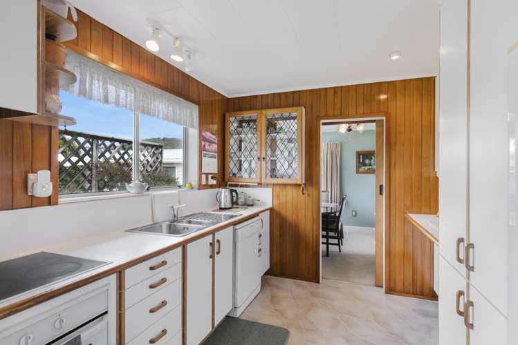 15 Wimbledon Grove Wainuiomata_11