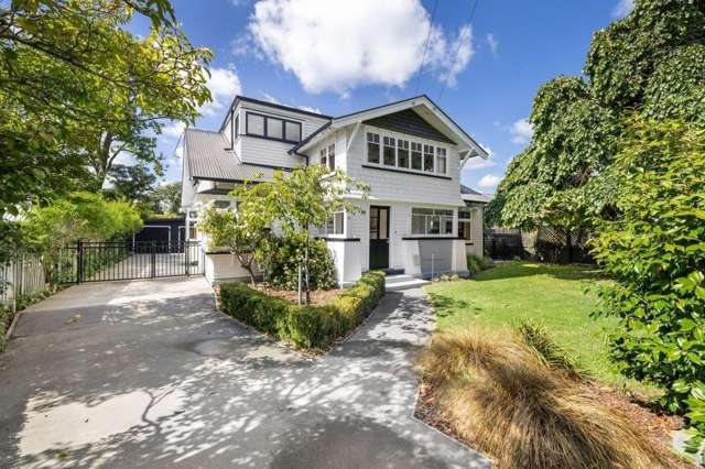 Charming 4 Bedroom Family Home in Strowan