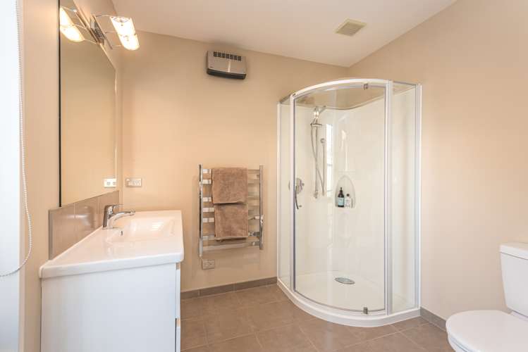 17 Lytham Green Shirley_24