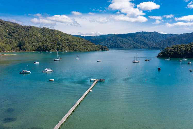 2385 Queen Charlotte Drive Anakiwa and Surrounds_24