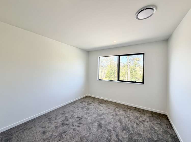 80F Tukutata Crescent Milldale_12