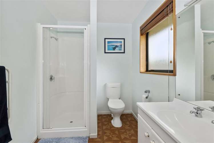 16 Woodglen Drive Woodend_13