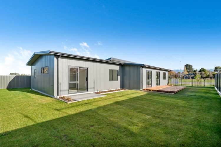 22 Sir Bob Charles Drive Masterton_17