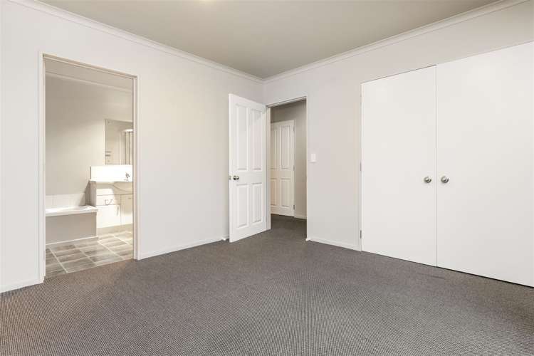 7d Oudenarde Street Renwick_13