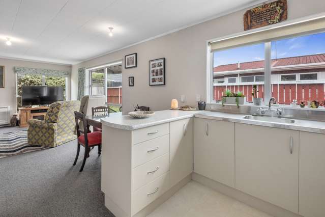 10b Armstrong Avenue Woodhill_1