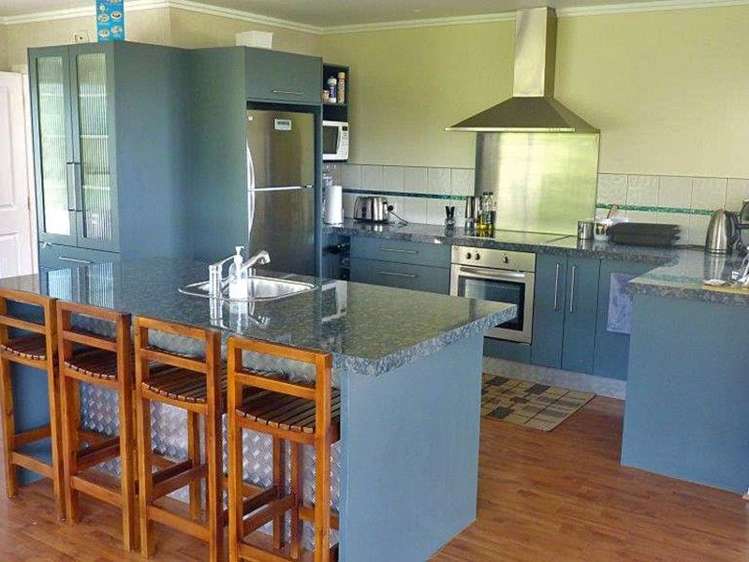 282 Tai Road Opunake_5